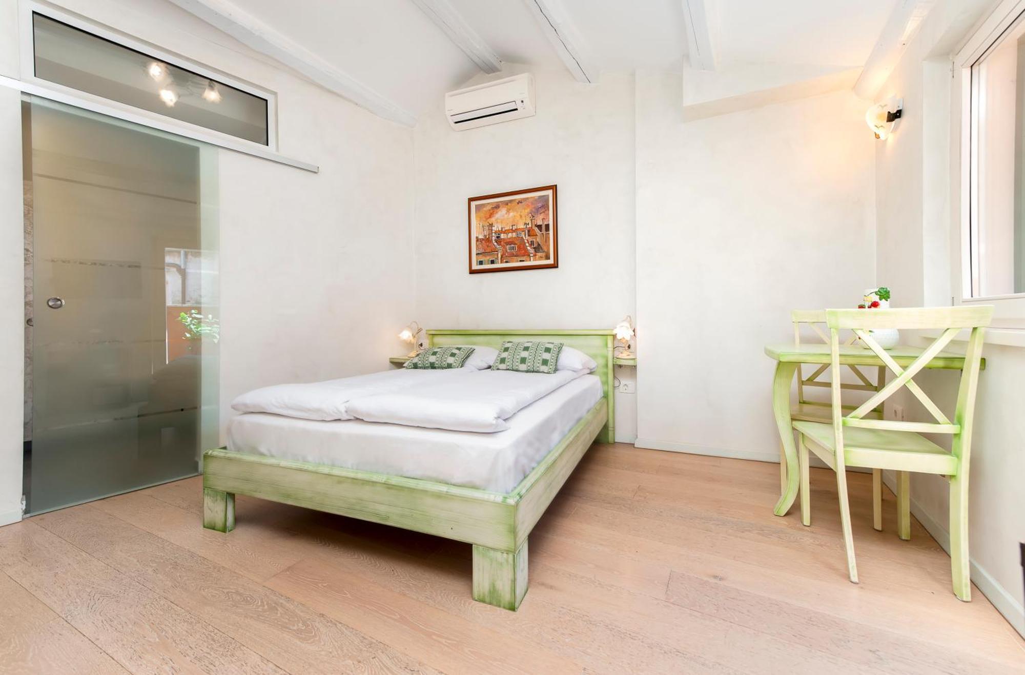 Casa Matteotti Apartment Rovinj Bilik gambar